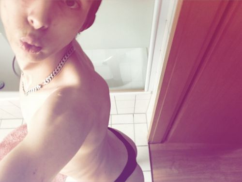 GayHobbyhureKimJuenemann