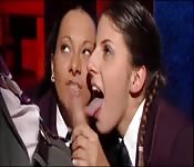 Follando con las colegialas en el colegio mayor